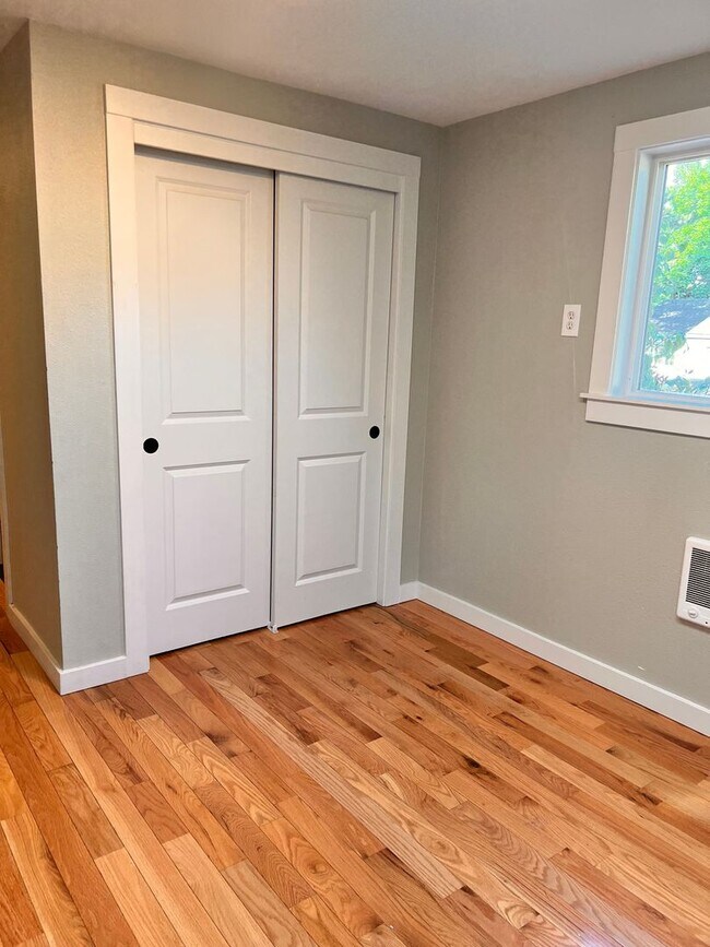 Photo - 9th Ct Duplex - AL-2402 Unidad 2402