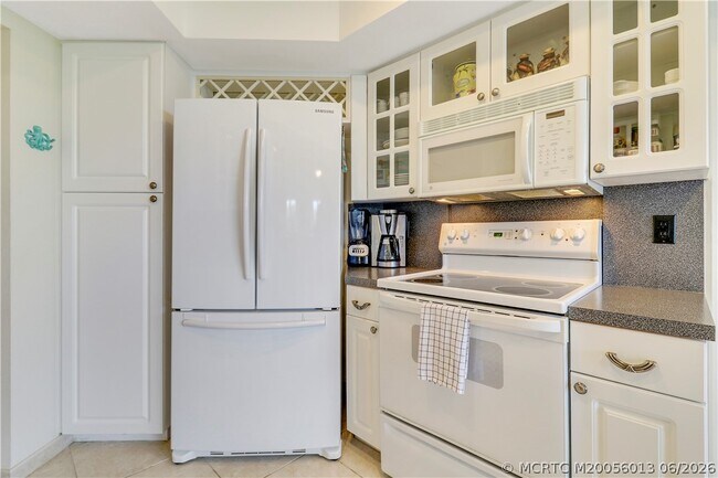 9600 S Ocean Dr Unit 101