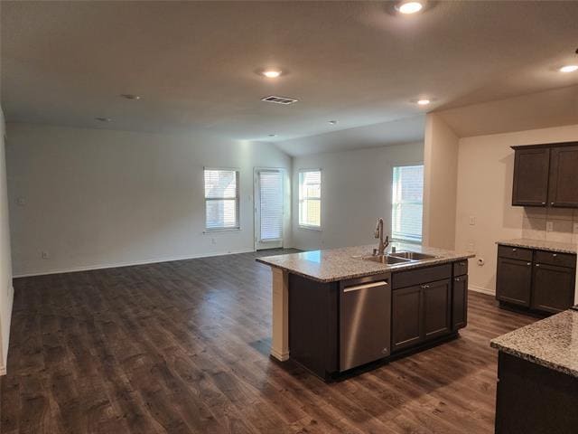Building Photo - 106 Admiral Ln Rental