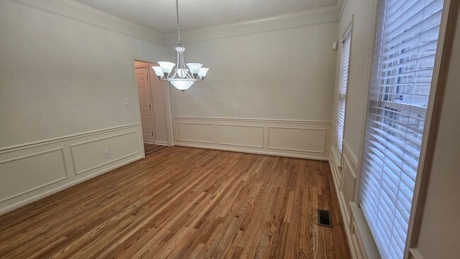 Photo - Bright & Spacious Home in Fredericksburg!