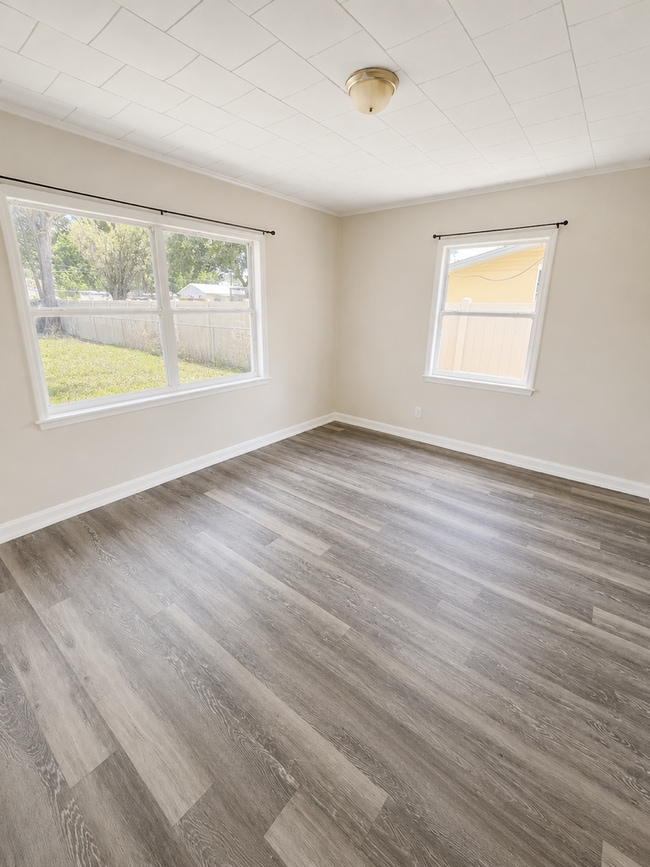 Photo - Tons of Living Space in this 3BR/1BA Zephyrhills Block Home with Large Fenced Yard!