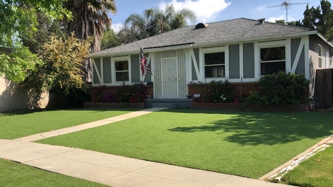 Photo - 6550 Hanna Ave