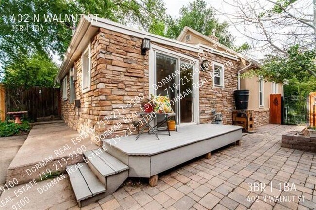 Photo - 402 N Walnut St