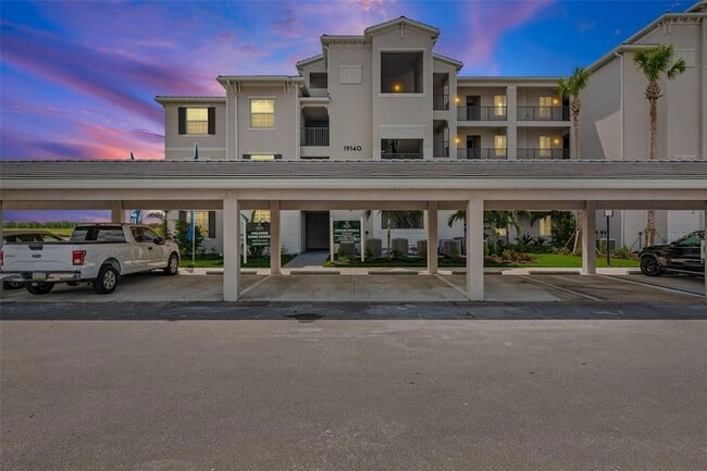 Building Photo - 19140 Scallop Lp Unit 401