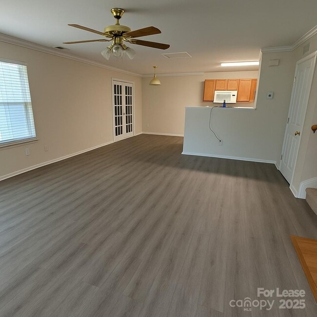 Photo - 5744 Wallace Cabin Dr