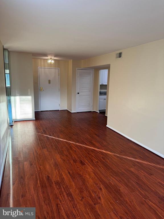 Photo - 5340 Holmes Run Pkwy Unidad 301