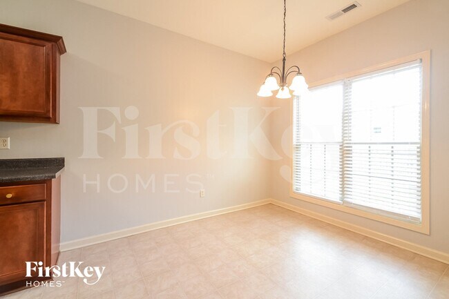 Photo - 105 Sunflower Pl