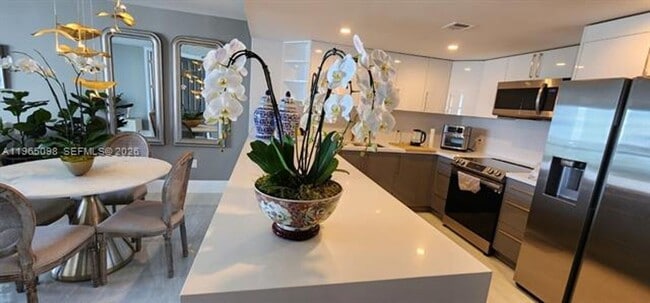 Photo - 5701 Collins Ave Unit 5701 Collins Ave appt 905