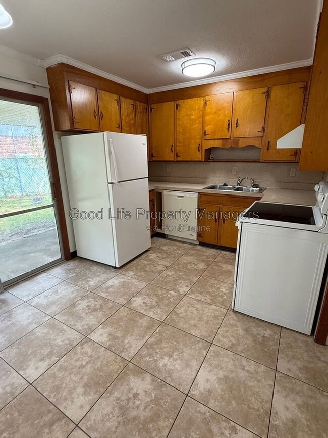Photo - 3751 E Olive Rd