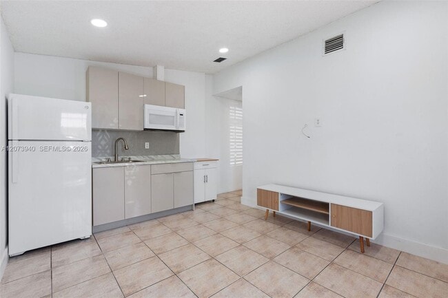 Photo - 11259 NW 88th Ave Unit -