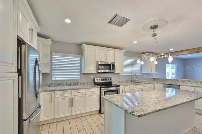 Photo - 3219 W Leroy St