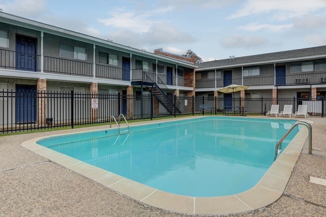 Photo - Congress Gardens Apartments