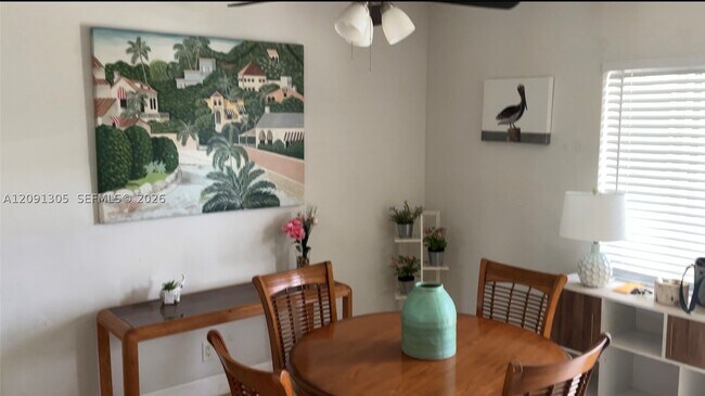 262 SE 9th Ave Unit A