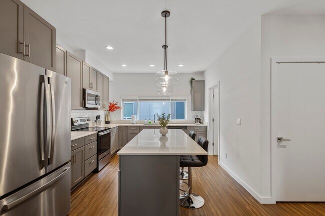 Photo - 1930 NE 7th Ct