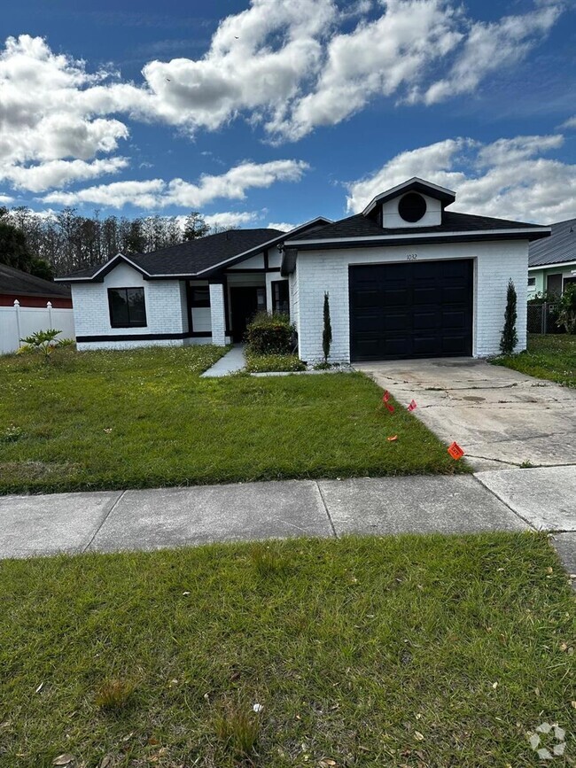 Building Photo - 1032 Ocala Woods Ln Rental