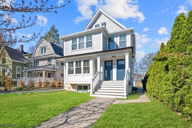 Building Photo - 96 Watchung Ave