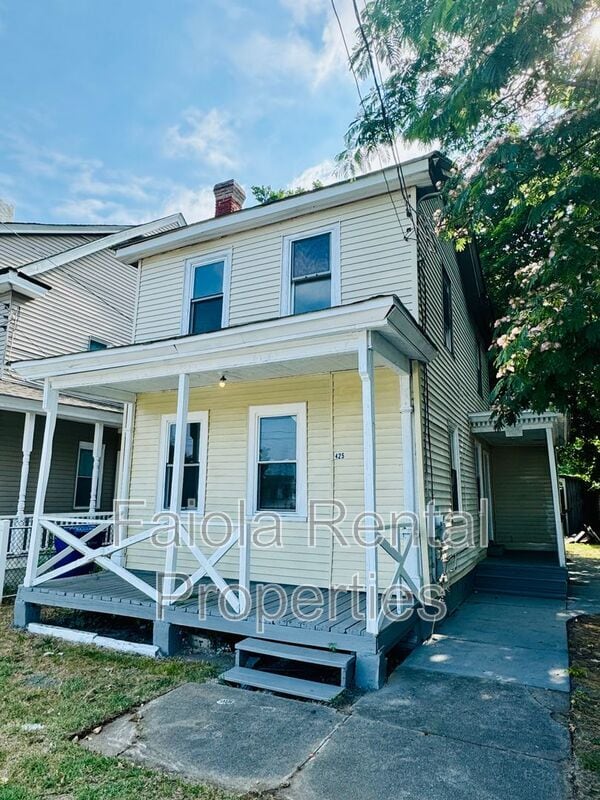 Photo - 425 N 2nd St