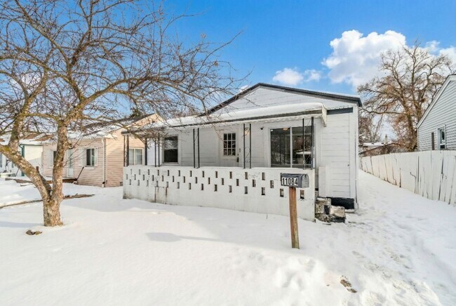 Photo - Newly Renovated Warren Gem: New Appliances, Hardwood & Cozy New Carpet!