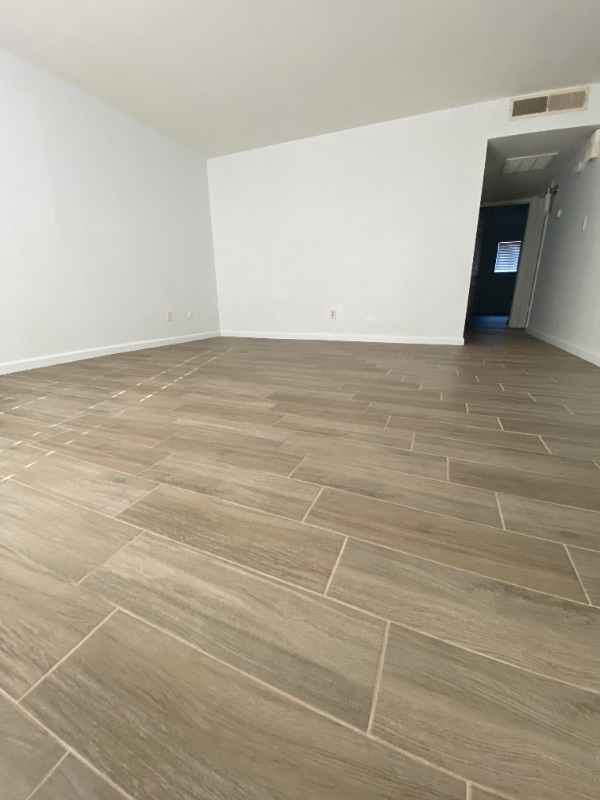 Photo - 4417 Parkwood Ct Unit B