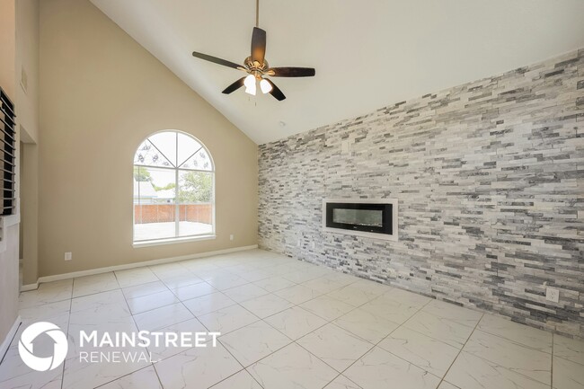 Photo - 6818 Still Lake Dr