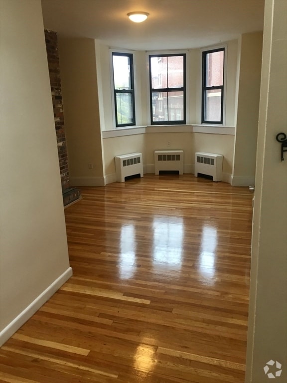 Building Photo - 145 Arlington St Unit 5 Rental