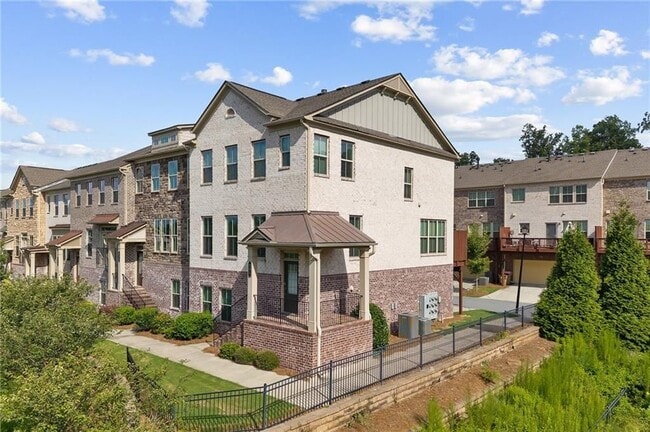 Photo - 331 Northaven Ave