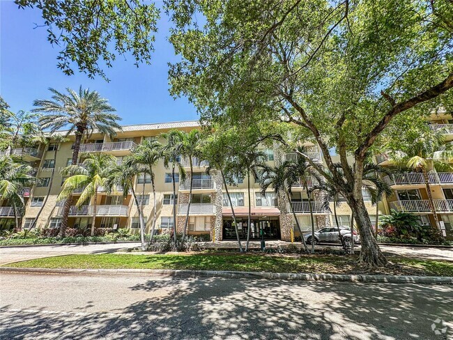 Building Photo - 1805 Sans Souci Blvd Unit 201 Rental