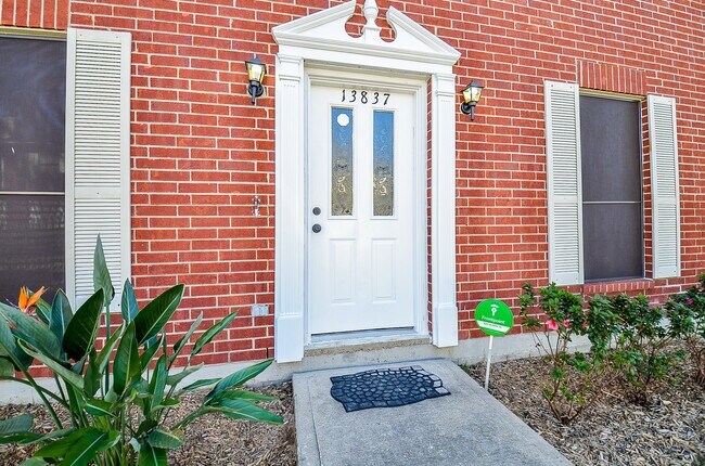 Photo - 13837 Purplemartin St