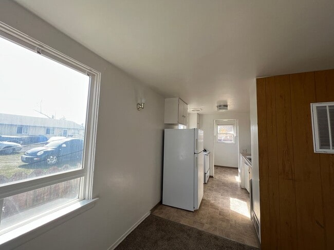 Photo - c1604 Unit B