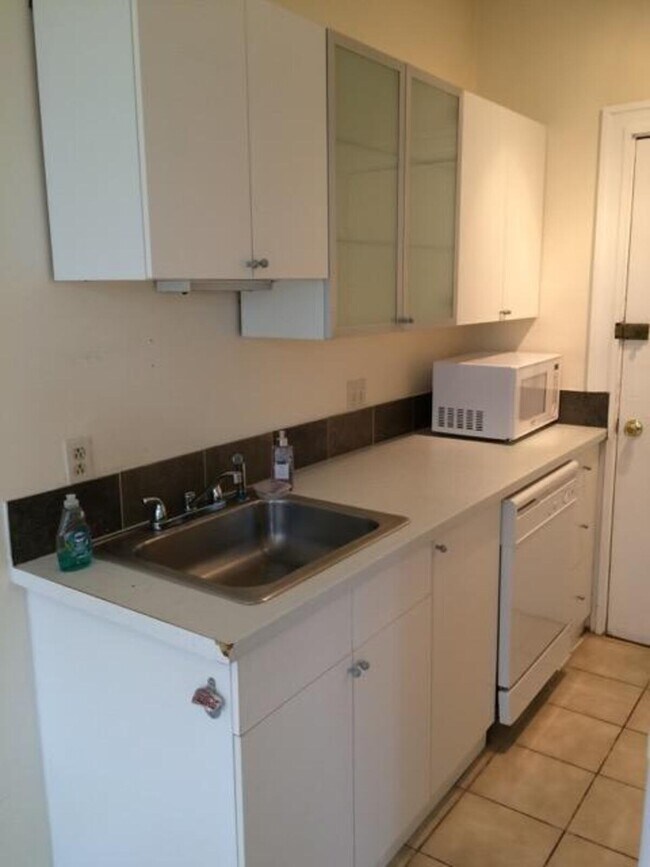 Photo - 1625 Commonwealth Ave