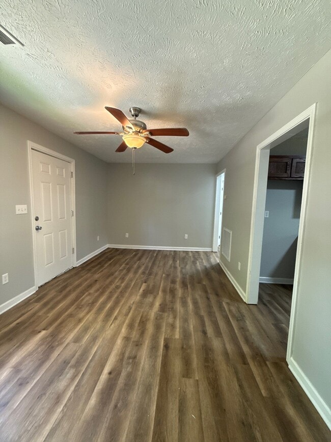 Photo - 813 Scott St