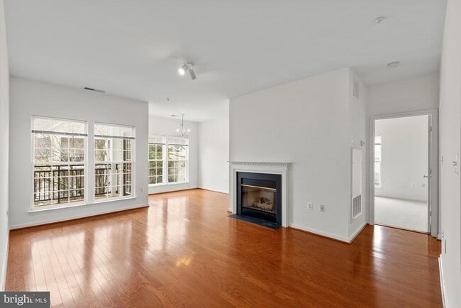 Photo - 4131 Fountainside Ln Unit 202