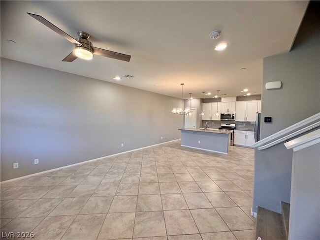 Photo - 2848 Alenga St