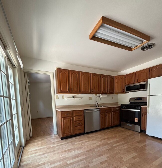 Photo - Beautiful Colonial In the Fernwood subdivision in Bethesda