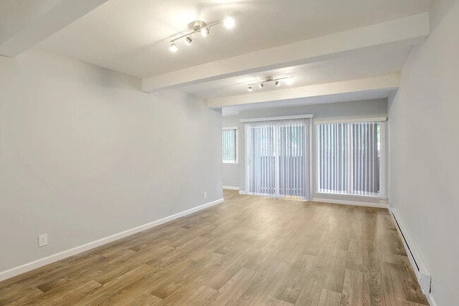 Woodside Court