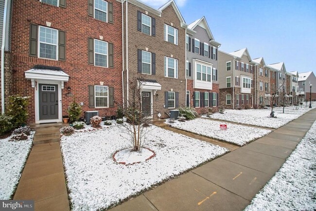 Building Photo - 11398 Willow Green Cir