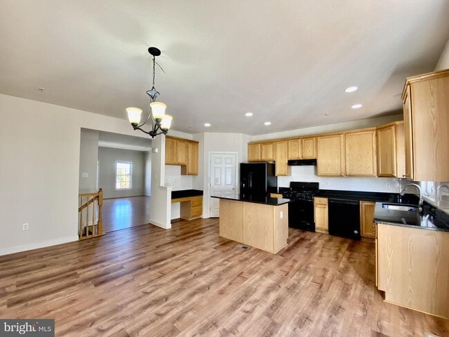 Photo - 23412 Winemiller Way