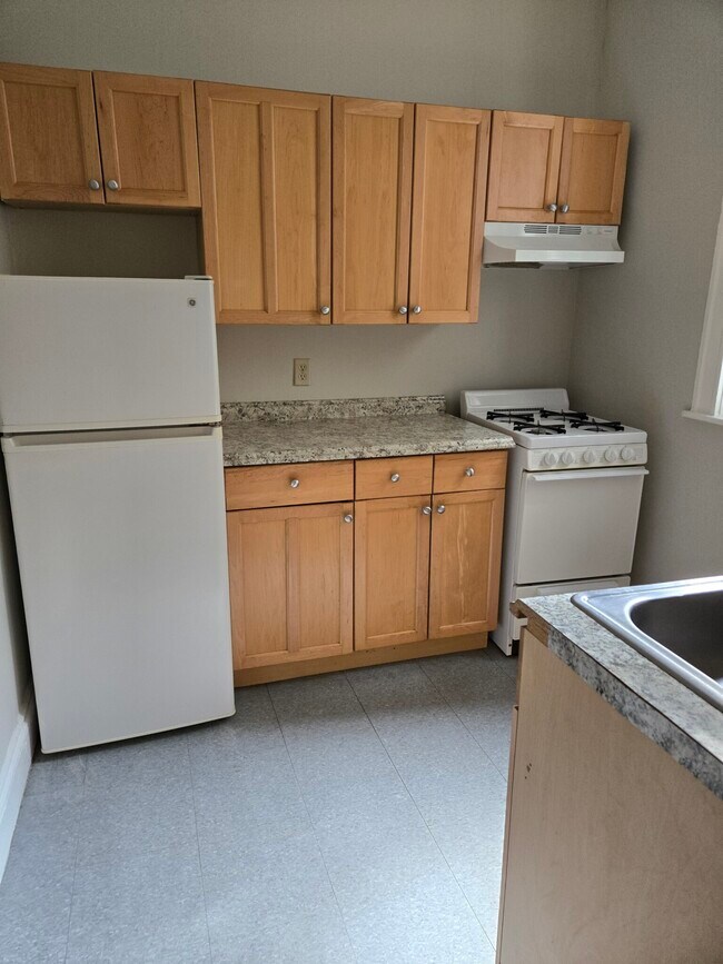 Photo - 31 Chester St Unit #8