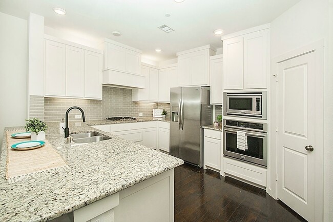 Photo - 432 Texas Dr