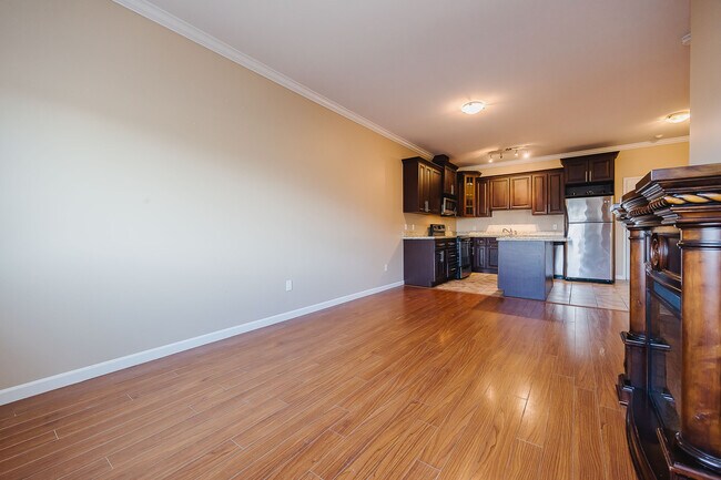 Photo - 22363 Selkirk Ave Unit 204