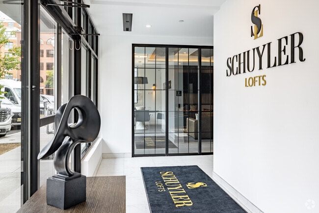 Schuyler Lofts