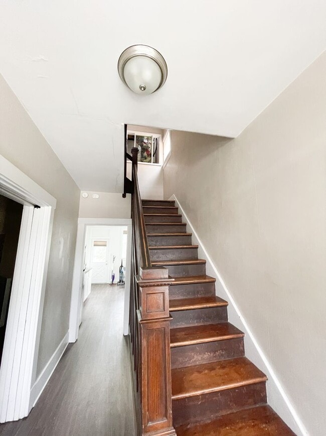 Photo - 1526 Fernleaf St