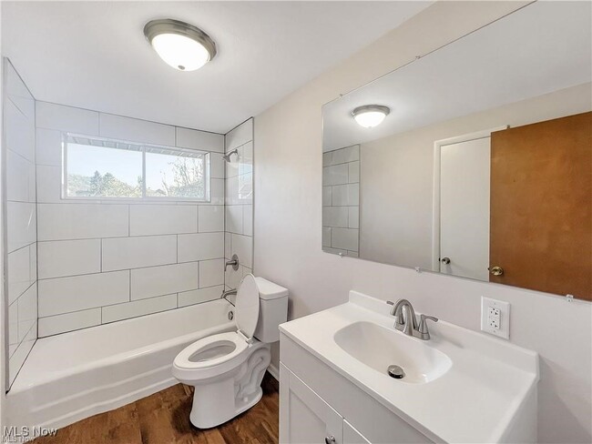 Photo - 209 Elmer Ave