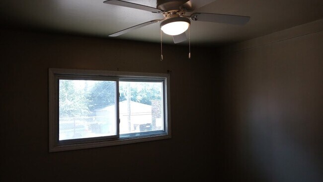 Photo - 6943 S Indiana Ave Unit 2