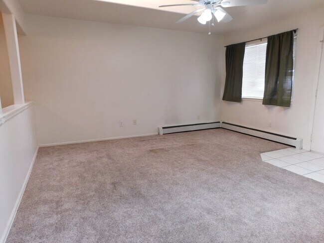 Photo - 456 Stepping Stone Ct Unit A