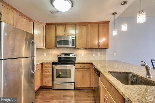 Building Photo - 888 N Quincy St Unit 1805 Rental