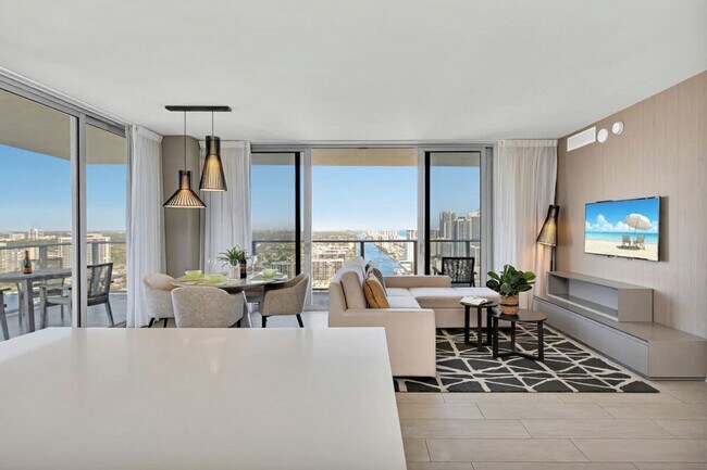 Photo - 4010 S Ocean Dr Unidad SI FL1-ID1227330P