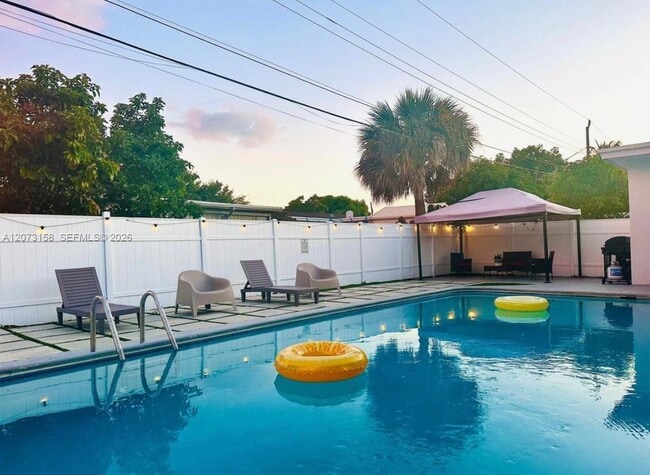 Photo - 7904 Miramar Pkwy