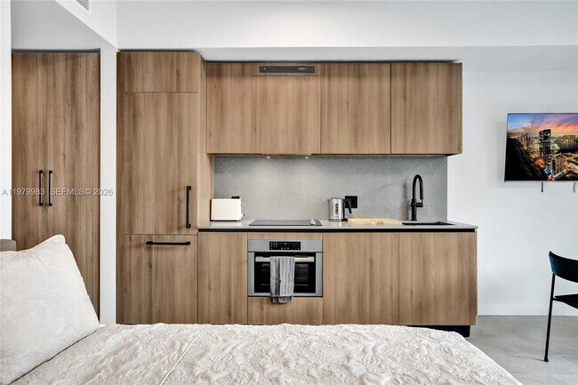 Photo - 151 NE 5th St Unit 1404