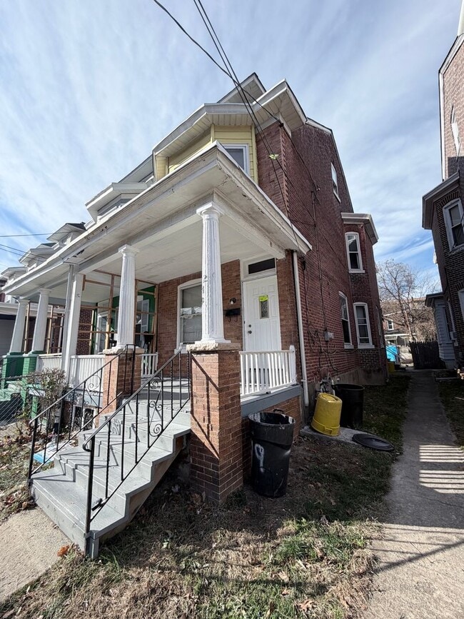 Photo - 659 Second St